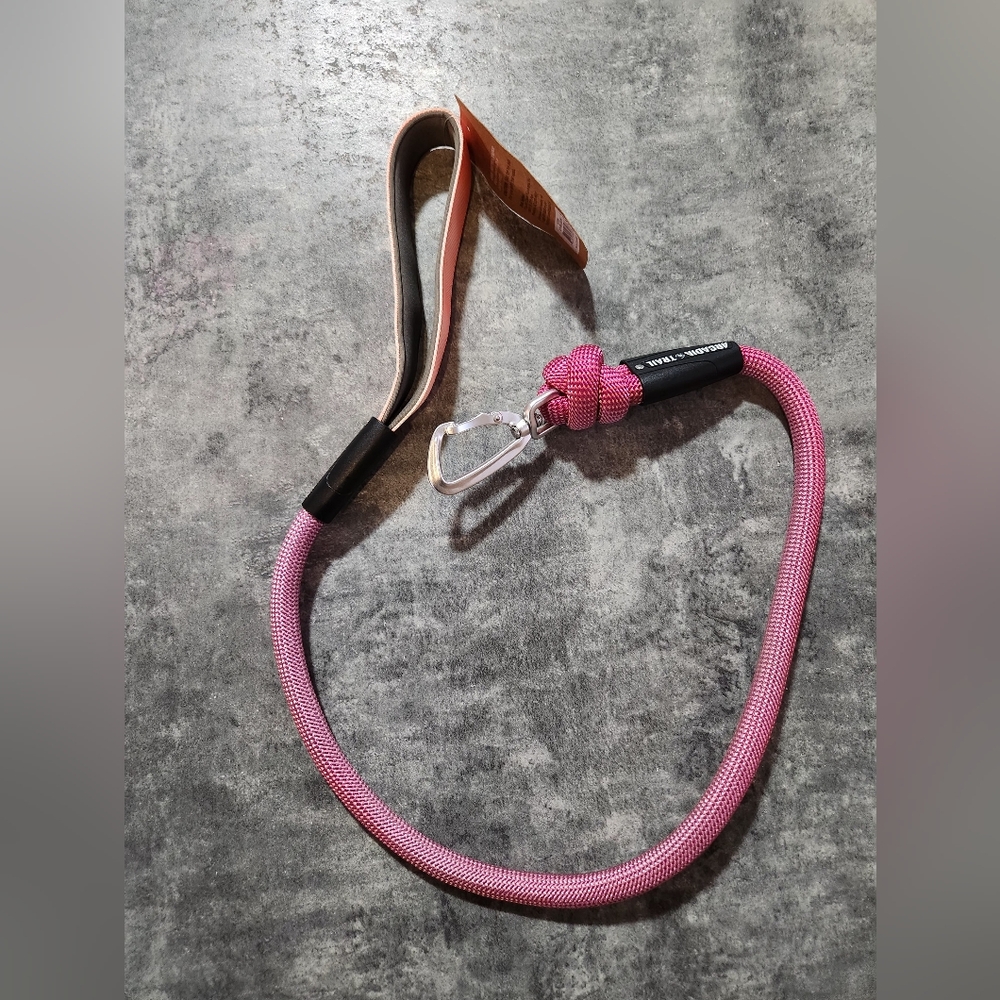 NWT Arcadia Trail Dog leash